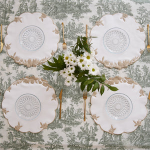 LOTUS WHITE GOLD ROUND FAUX LEATHER PLACEMAT