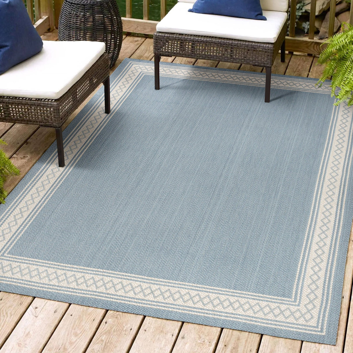 Lucia Classic Diamond Border Indoor/Outdoor Area Rug - Tuesday Morning - Area Rugs