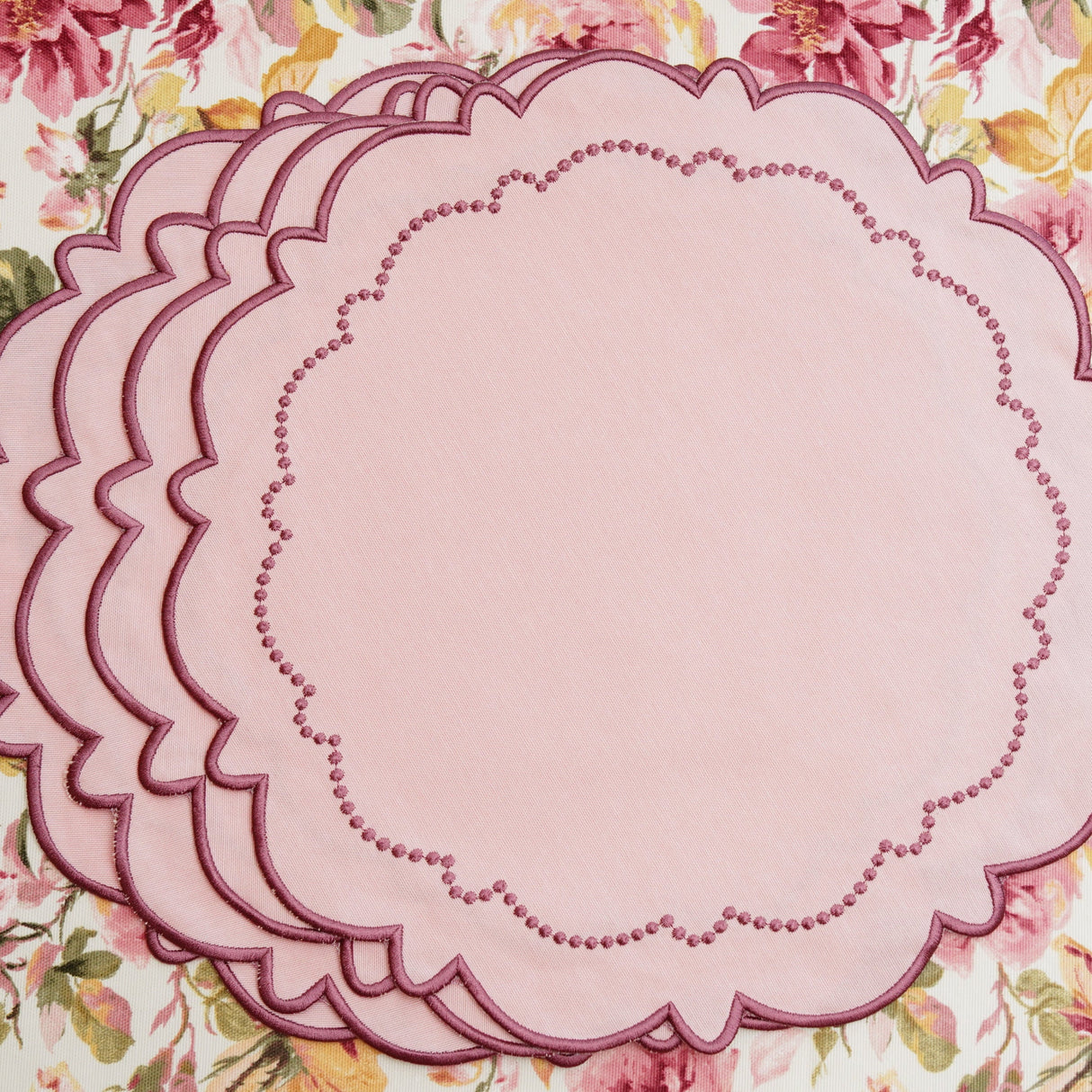HARMONY PINK ROUND FABRIC PLACEMAT