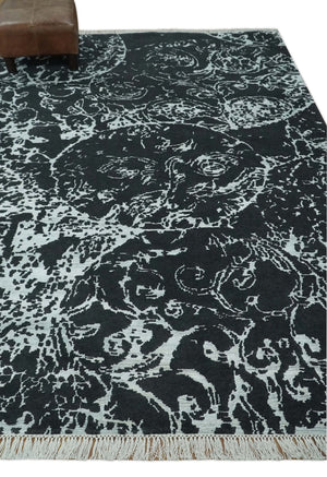 Modern Abstract Black and Silver Hand Knotted 6x9 Wool and Bamboo silk Area Rug