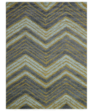 Modern Chevron Design Gold And Beige 5.6x8 Hand Knotted Bamboo Silk Area Rug
