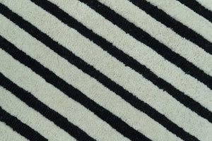 Modern Geometrical Pattern Black And White Hand Tufted Custom Made wool rug