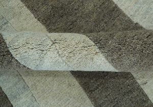Modern Geometrical Silver, Ivory and Charcoal Hand Knotted 5x8 wool area Rug