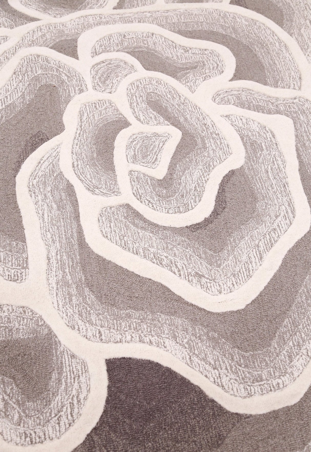 Modern Petal Layers Ivory Hand Tufted 6x8 Wool Area Rug