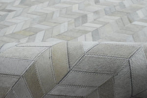 Modern Chevron Design Handmade Ivory and Silver Area Rug