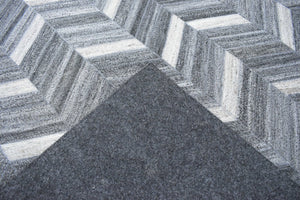 Handmade 5x8 Gray and Ivory Chevron Viscose Area Rug