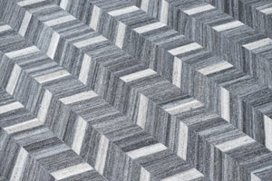 Handmade 5x8 Gray and Ivory Chevron Viscose Area Rug
