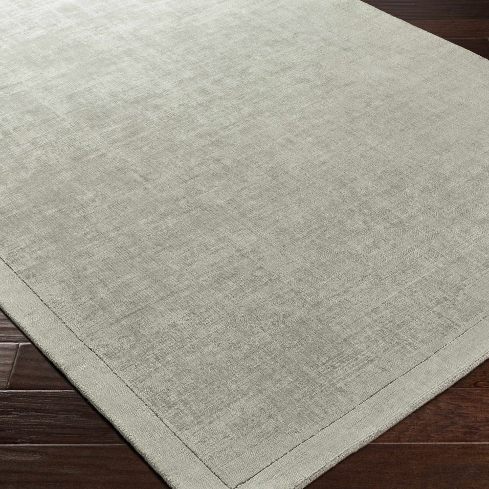 Niota Sheen Light Gray Premium Rug