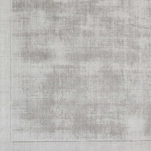 Niota Sheen Light Gray Premium Rug