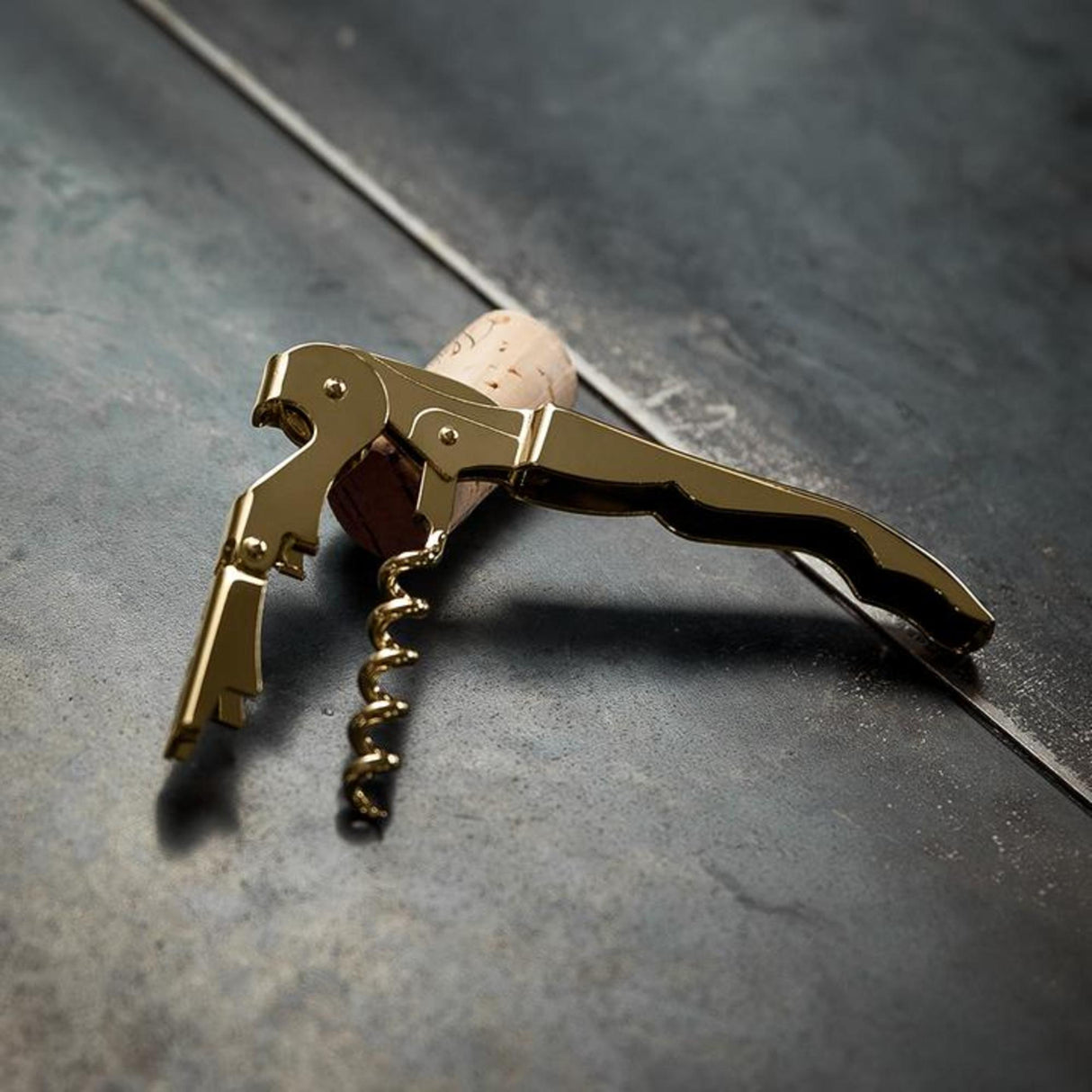 Belmont 24k signature double-hinged corkscrew in gold viski®
