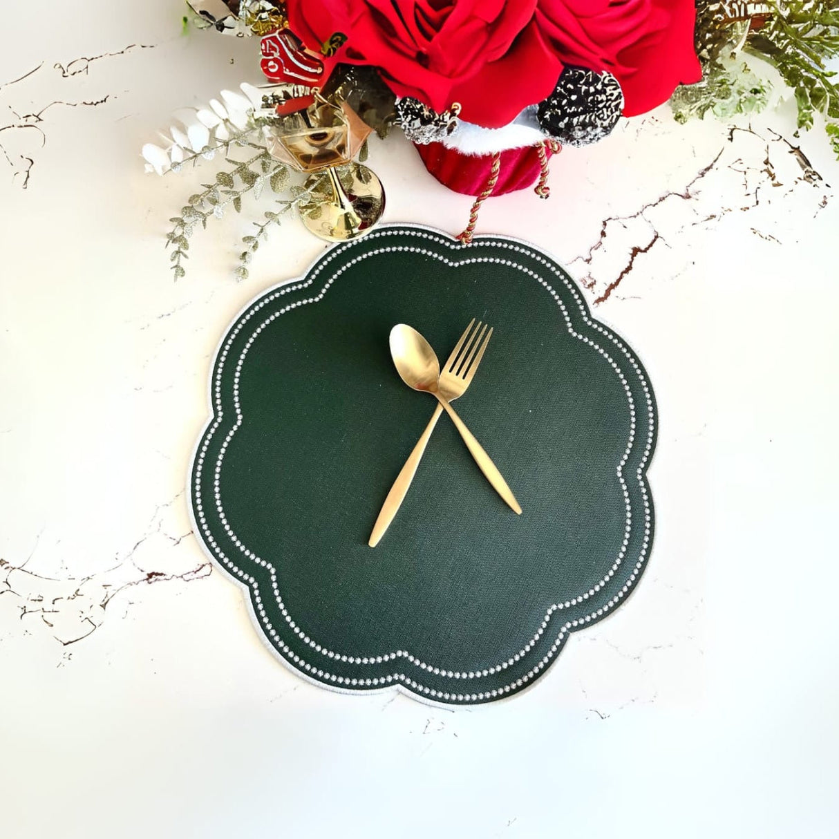 NURTURE DARK GREEN SCALLOPED FAUX LEATHER PLACEMAT