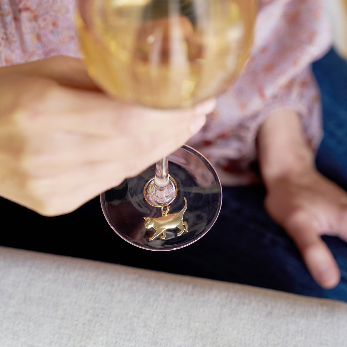 Gold cat wine charms by twine®