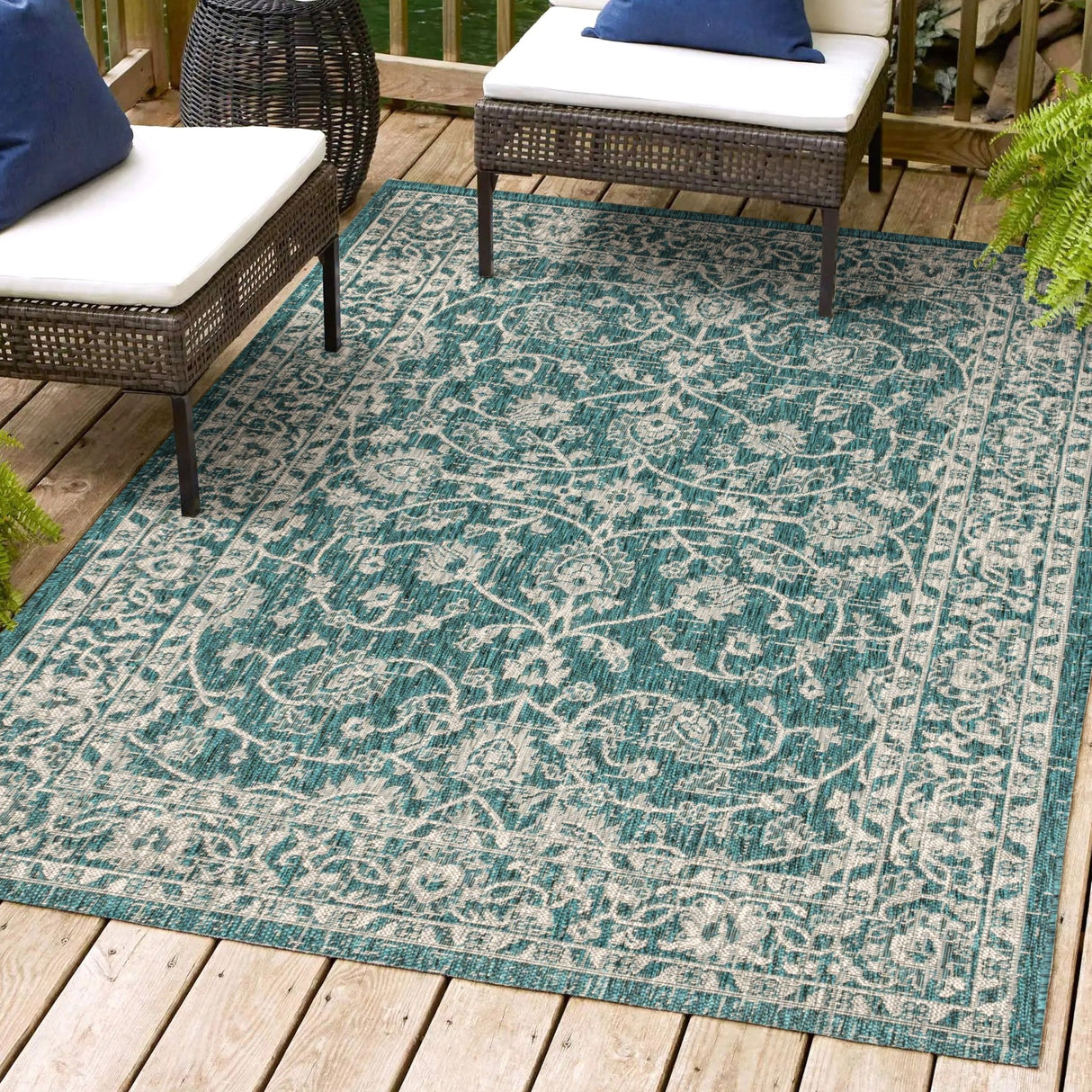 Palazzo Vine and Border Textured Weave Indoor/Outdoor Area Rug - Tuesday Morning - Area Rugs