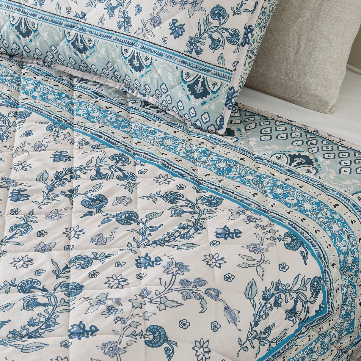Patina Vie Maison Quilts & Comforters Blue Boho Printed Bordered Quilt Set with Shams