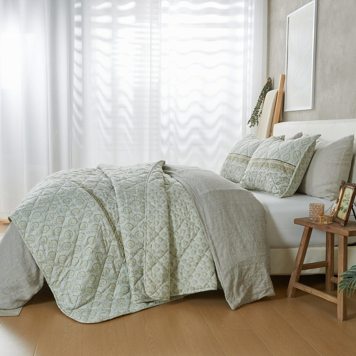Patina Vie Maison Quilts & Comforters Boho Floral Inspired Reversible Quilt Set with Shams
