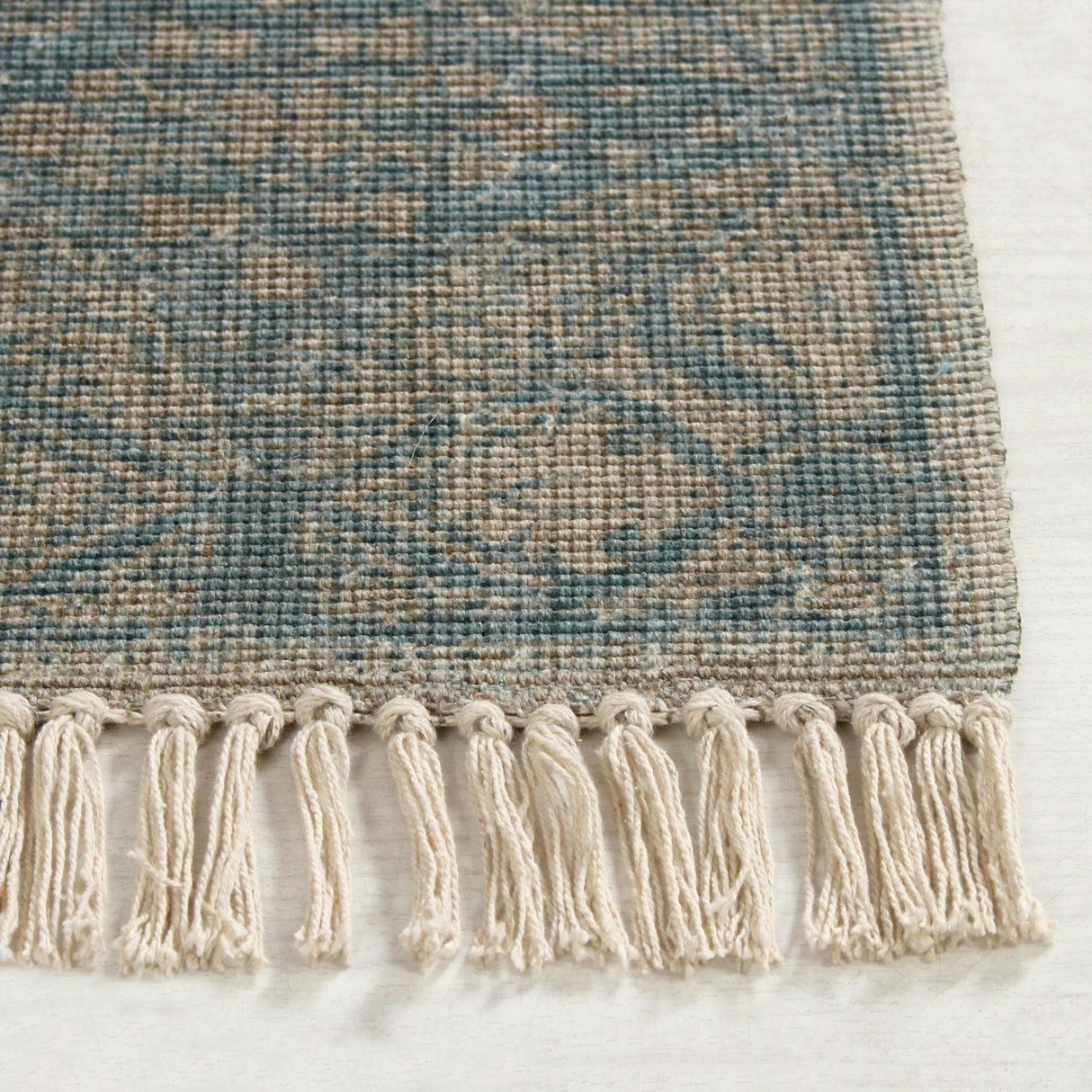 Patina Vie Maison Rugs Hand Tufted Boho Accent Rug with Tassels