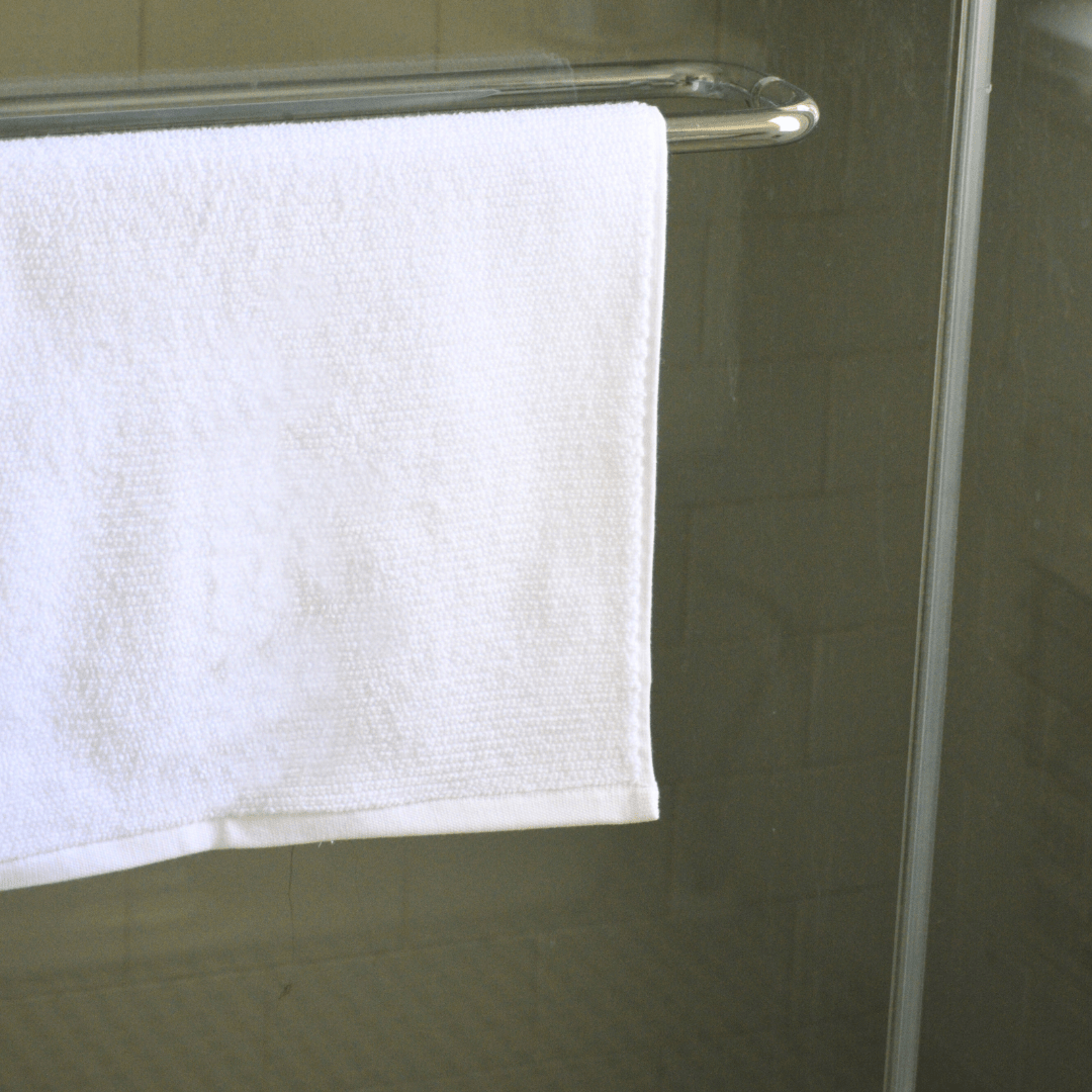 Peacock alley brooklyn 18x28 3ply hand towel - Tuesday Morning - Hand Towels