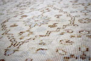 Traditional Persian Design Ivory Hand knotted Wool 8x10 Area Rug