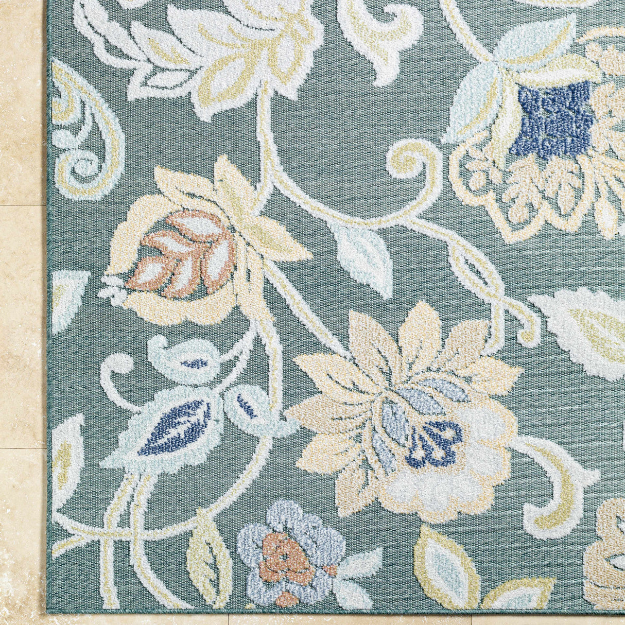 Piers Medium Green Area Rug