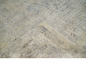 Premium Fine 8x10 Silver, Beige and Charcoal Traditional Floral High Low texture Hand Knotted Wool and Art Silk Rug