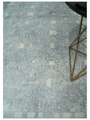 Premium Style Gray and Ivory Traditional Ikat Large design 5.6x8 Hand loom Wool and Viscose Area Rug