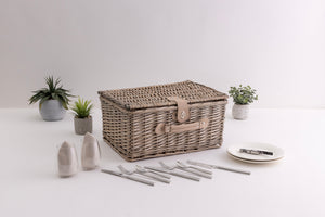 Classic Picnic Basket for 2