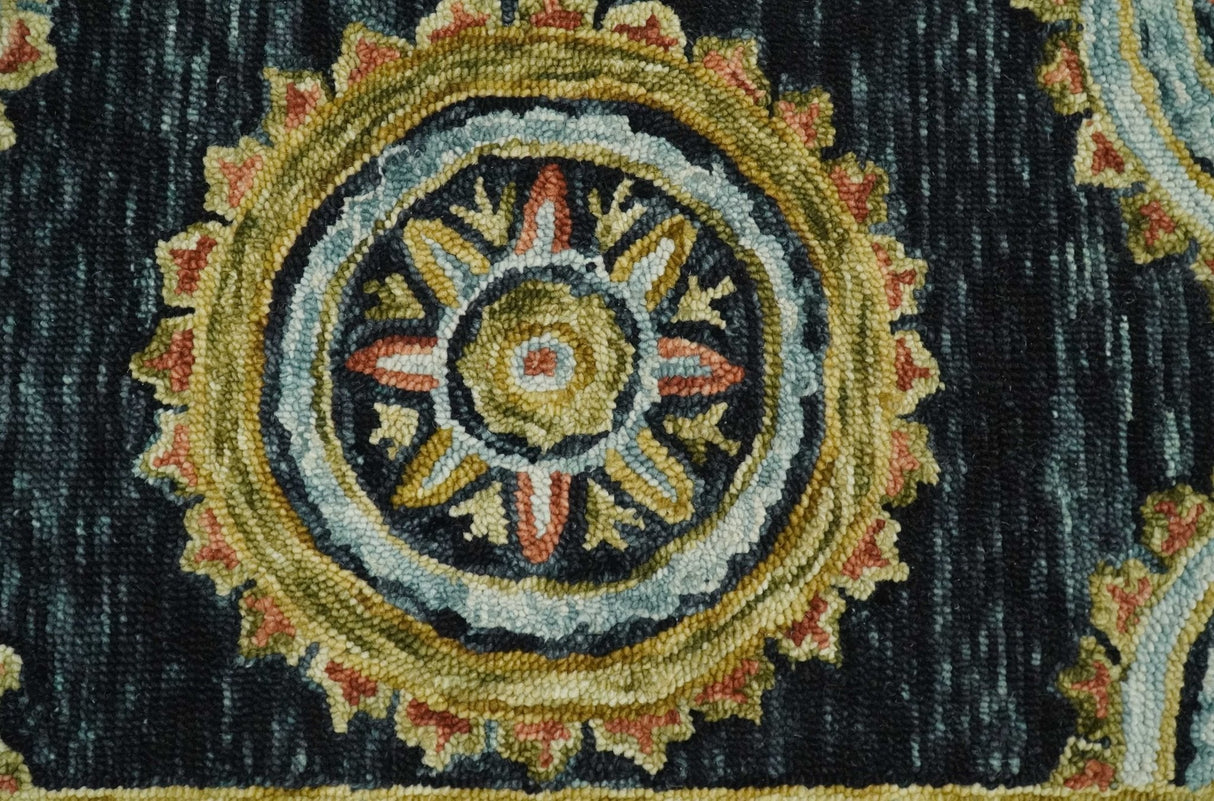 Quick Ship Gold And Black Traditional Design Hand Tufted 3x5 Wool Rug