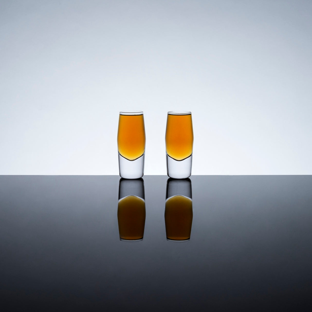Raye crystal heavyweight shot glasses viski®