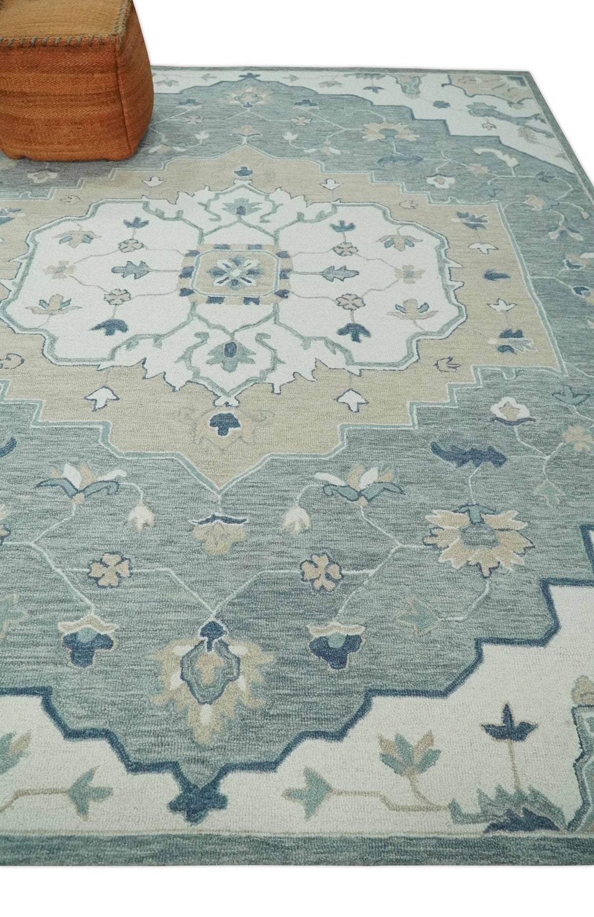 Ready to Ship 8x10 Traditional Ivory And Blue Hand Tufted Wool Rug