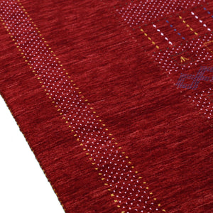 Red Center Pattern Hand Loomed Wool Area Rug