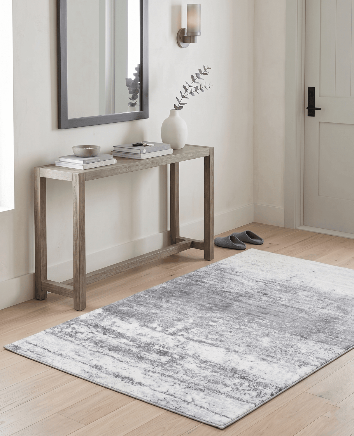 Ready to Ship Silver And Ivory Modern Abstract Hand Loom 5x7.6 Viscose Rug