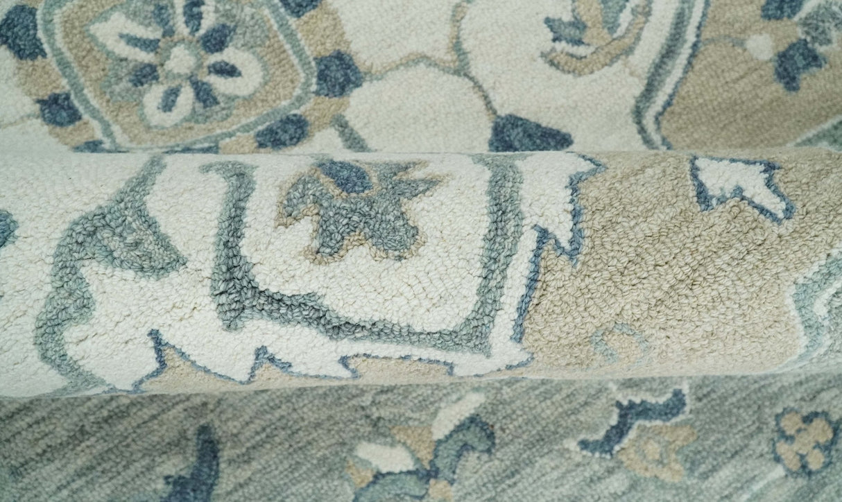 Ready to Ship Traditional Ivory And Blue Hand Tufted 5x8 Wool Rug