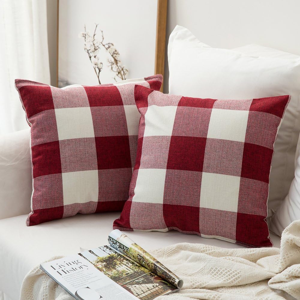 Set of 2 buffalo-check throw pillows size 18"x18" with 450g inserts of each