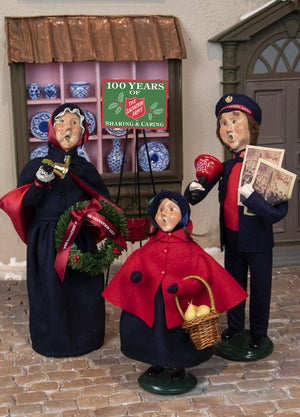 Salvation Army Carolers - Woman with Wreath