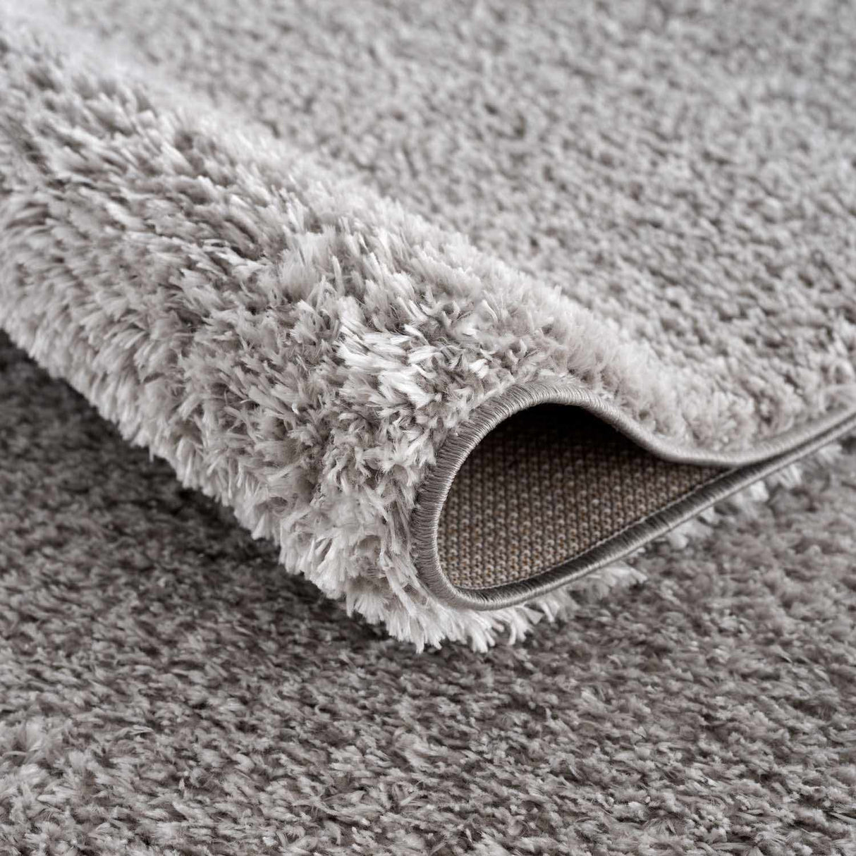 Lunaro Gray Subtle Wavy Abstract Modern Minimalist Polyester Machine Woven Area Rug - Clearance