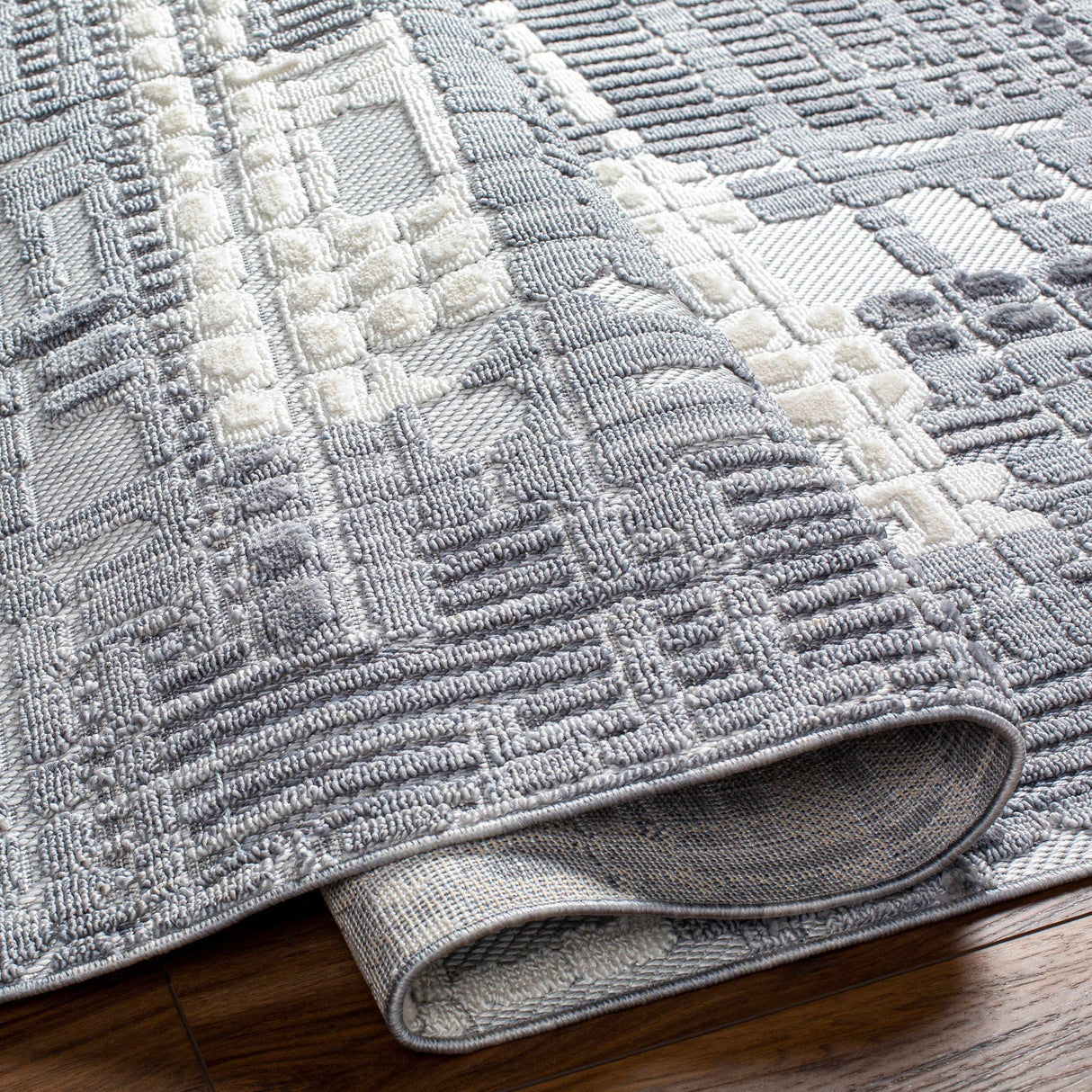 Bodhi Textured Saxony Rug with Fringes - Clearance