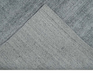 Modern Shaded Silver 5x7 Blended Wool Hand Woven Area Rug