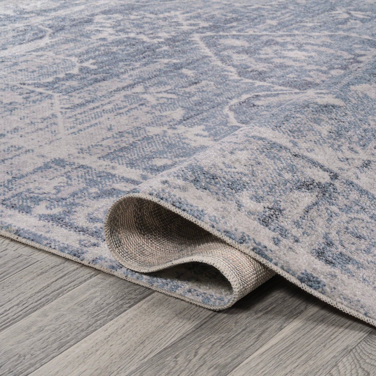 Shaii Global Medallion Low - Pile Machine - Washable Area Rug - Tuesday Morning - Area Rugs