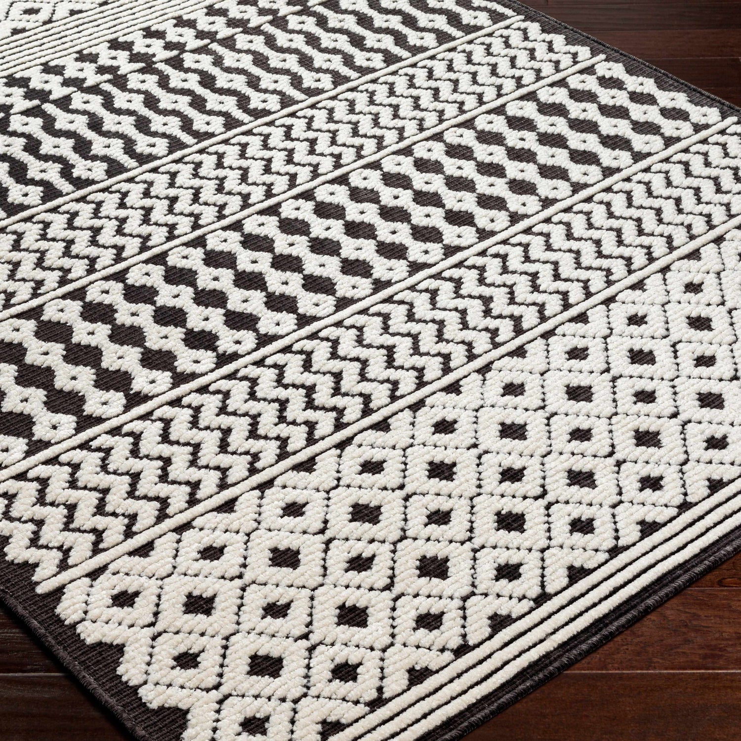 Drago Black Trellis Washable Rug - Clearance