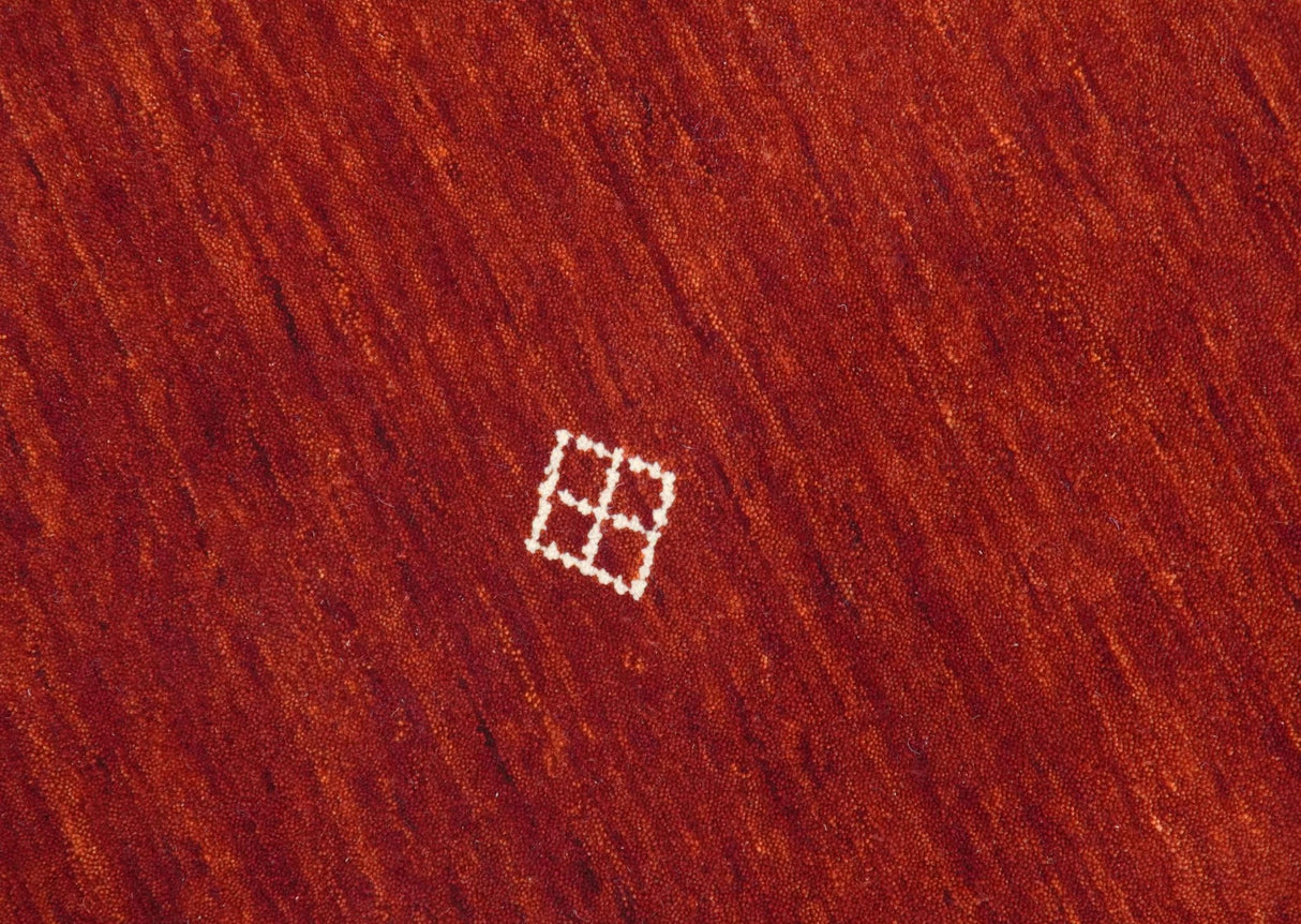 Solid Plain Maroon Geometrical Design Hand loom 4.6x7 wool area Rug