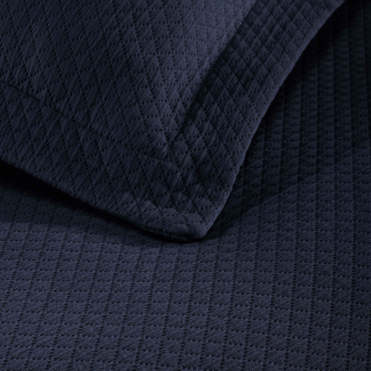Solitaire Jacquard Matelassé Cotton Diamond Solitaire Bedspread Set - Bedspread by Superior Brand