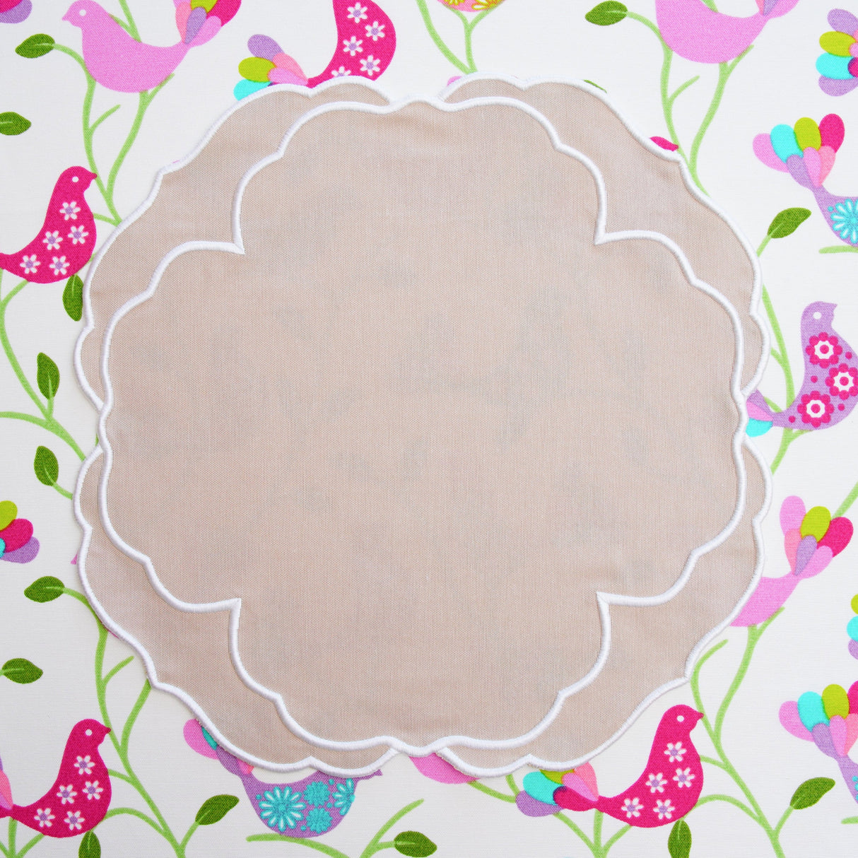 Sorelle Beige White Fabric Placemat