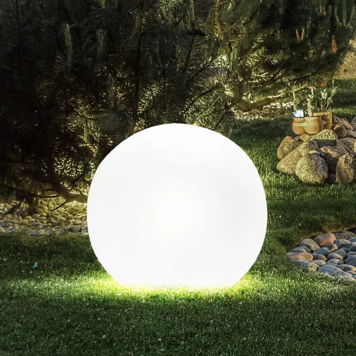 Modern PE Globe Outdoor Garden Light LED Rechargeable 16-Color IP55