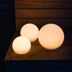 Modern PE Globe Outdoor Garden Light LED Rechargeable 16-Color IP55