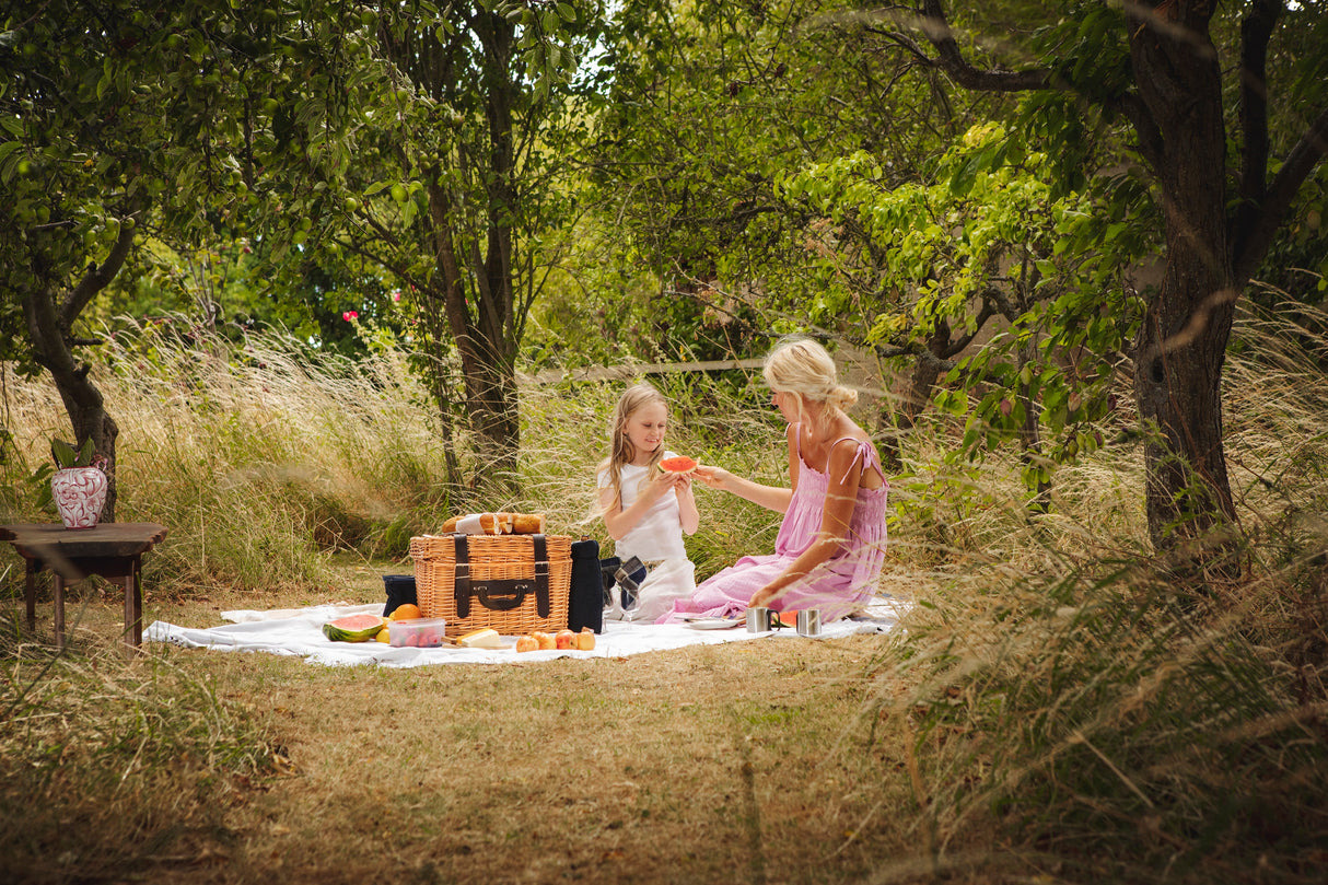 Canterbury Picnic Basket