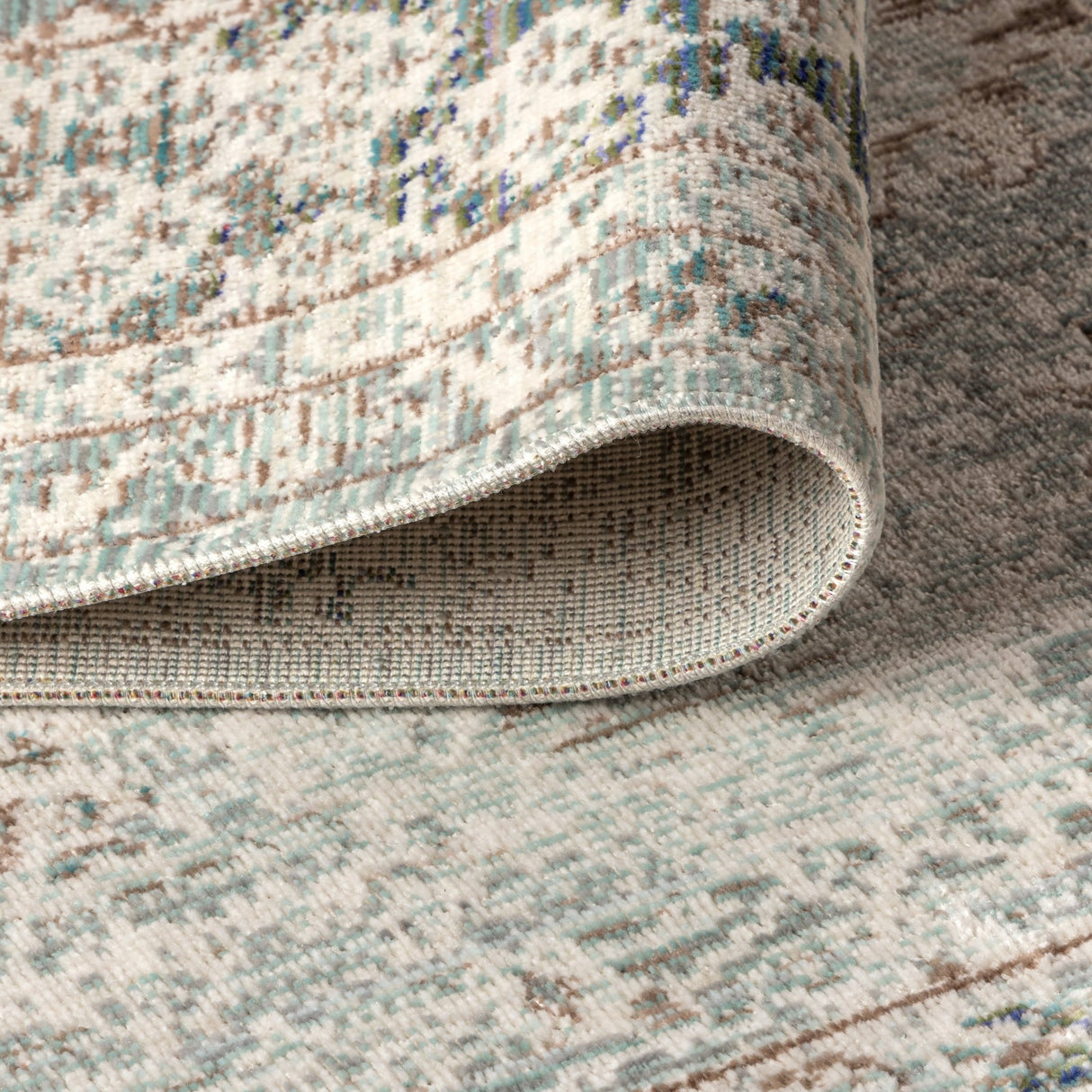 Stirling English Country Argyle Area Rug - Tuesday Morning - Area Rugs