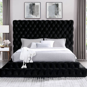 Stefania - Queen Bed