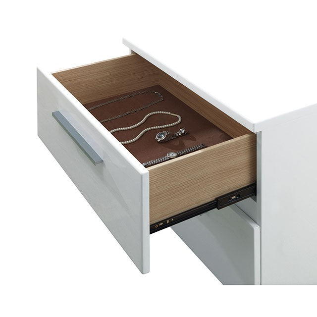 Clementine - 5 Pc Queen Bedroom Set