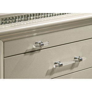 Maddie - 5 Pc Queen Bedroom Set
