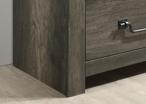 Britonale - 5 Pc Queen Bedroom Set